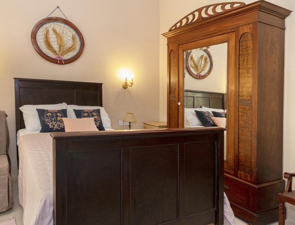Casa Ricca Bed and Breakfast Σεντ Πόλς Μπέι Εξωτερικό φωτογραφία