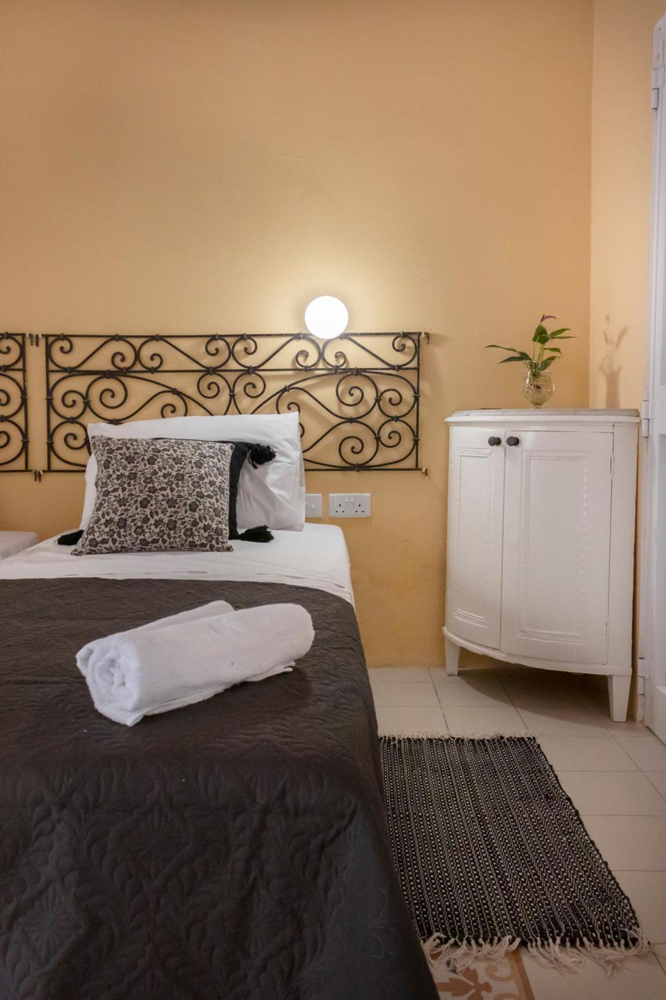 Casa Ricca Bed and Breakfast Σεντ Πόλς Μπέι Εξωτερικό φωτογραφία